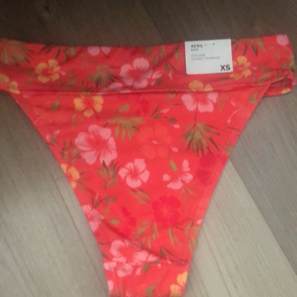 Aeropostale swimsuit bottoms - Picture 2 of 2